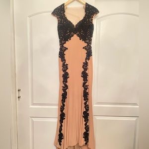 Terani Nude Dress size 4 , Worn once